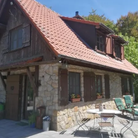 Jagdhaus In Der Rhoen In Voelliger Alleinlage Сasa de vacaciones *
