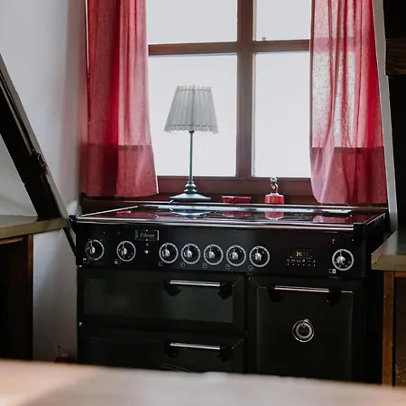 Jagdhaus In Der Rhoen In Voelliger Alleinlage